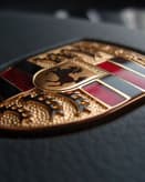 🏎️ Porsche Gold Emblem Apple Watch face - Cars