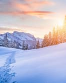 🌄 Snowy Mountain Sunrise Apple Watch face - Nature