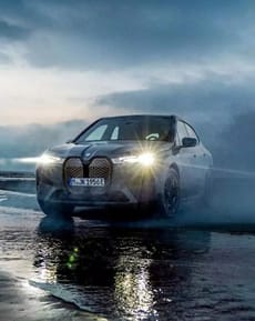 🌫️ BMW iX Stormy Drive Apple Watch face - Cars