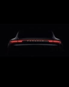 🏎️ Porsche Rear Lights Apple Watch face - Cars