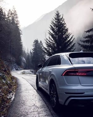 🏔️ Audi Q8 Alpine Drive Apple Watch face - Cars