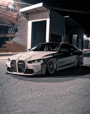 🌃 BMW M4 Street Elegance Apple Watch face - Cars