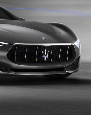 🏎️ Maserati Front Grille Apple Watch face - Cars