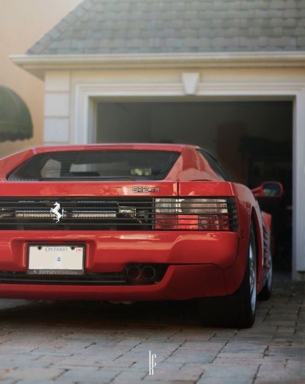 🏎️ Ferrari Testarossa watch face